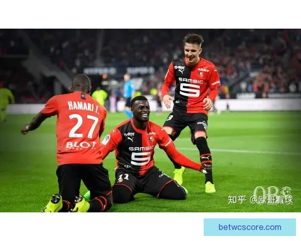 直播前两小时里尔对阵朗斯德比，紧张气氛与压力持续升级