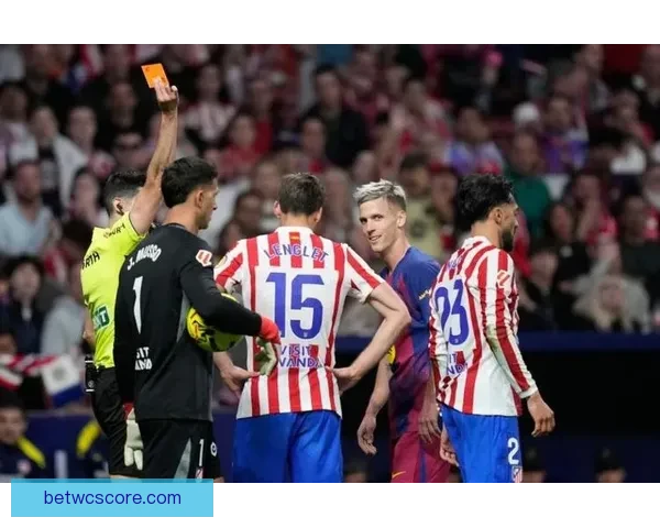 巴萨力克十人马竞七分领跑莱万绝杀拉什福德建功